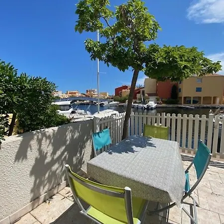 Appartement 2 Pieces Avec Vue Sur Marina, Acces Piscine Et 4 Couchages - Fr-1-782-82